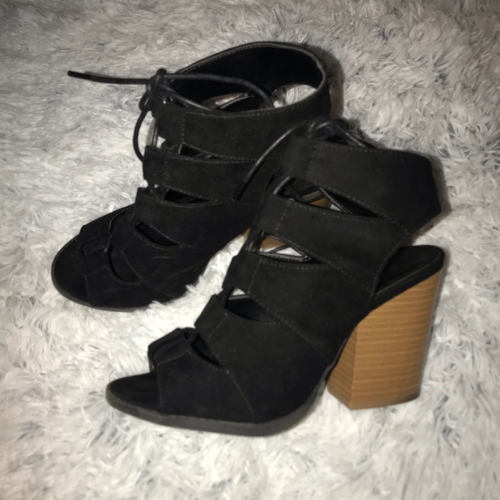 Lace up black heels